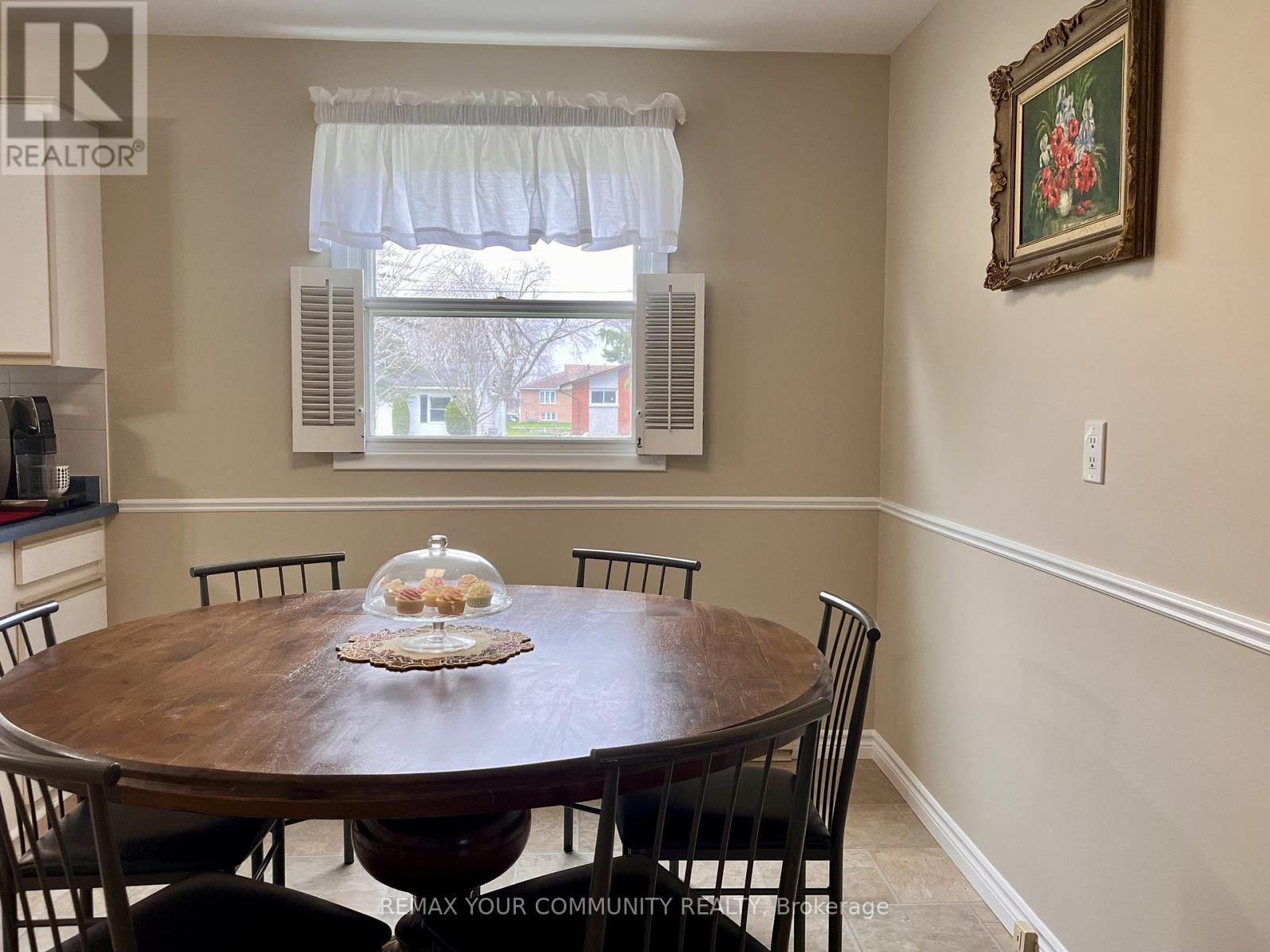 37a Canal Street, Georgina, Ontario  L4P 1K6 - Photo 7 - N13017944