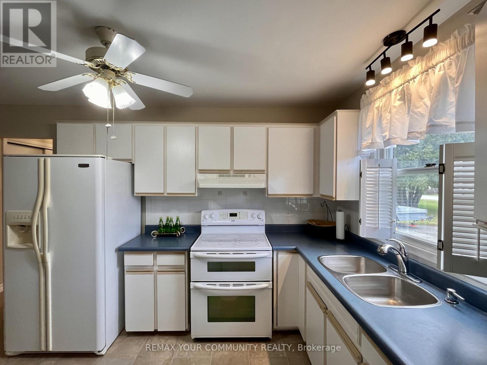 37a Canal Street, Georgina, Ontario  L4P 1K6 - Photo 8 - N13017944