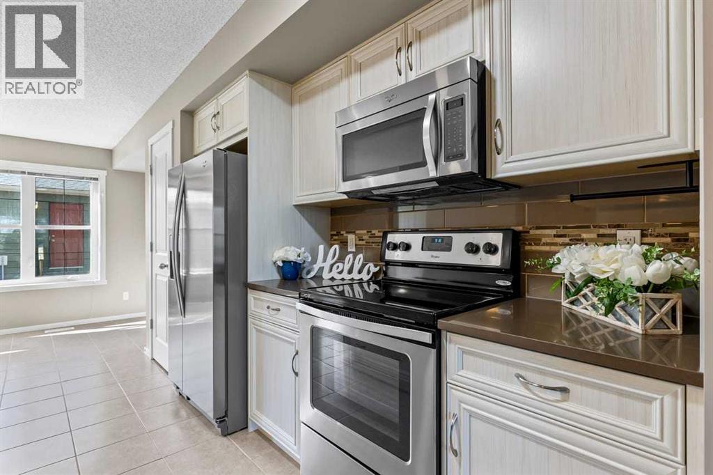 150 Mahogany Boulevard SE, Calgary, Alberta  T3M 2C7 - Photo 11 - A2301244