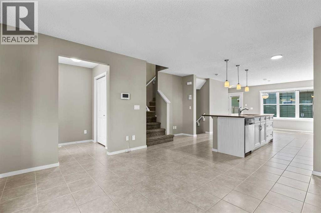 150 Mahogany Boulevard SE, Calgary, Alberta  T3M 2C7 - Photo 4 - A2301244