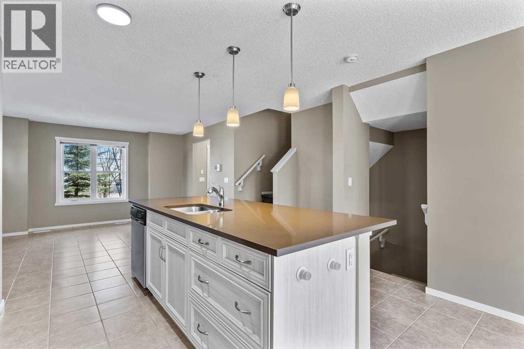 150 Mahogany Boulevard SE, Calgary, Alberta  T3M 2C7 - Photo 9 - A2301244