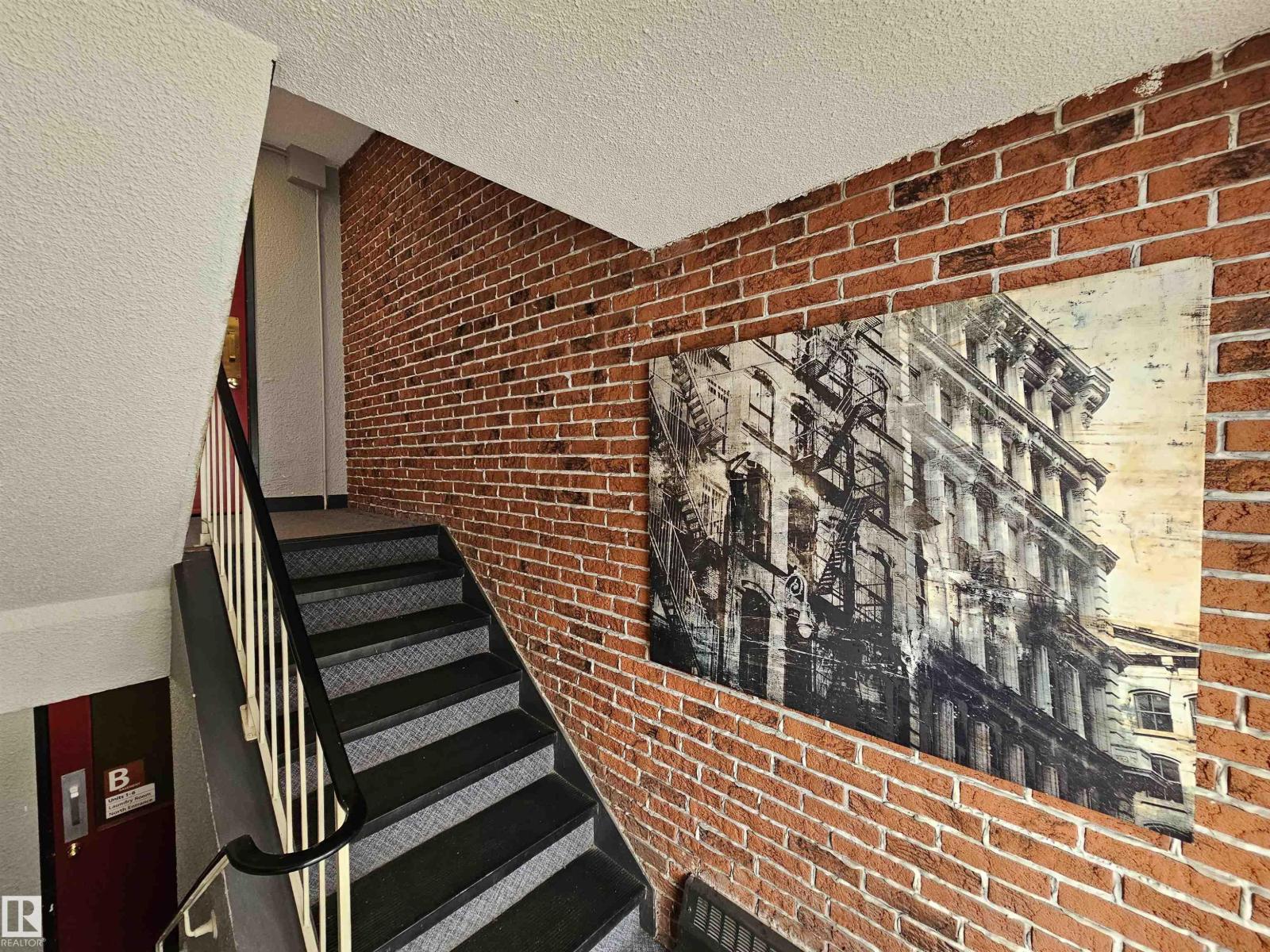 #8 10616 123 St Nw, Edmonton, Alberta  T5N 1P2 - Photo 3 - E4483162