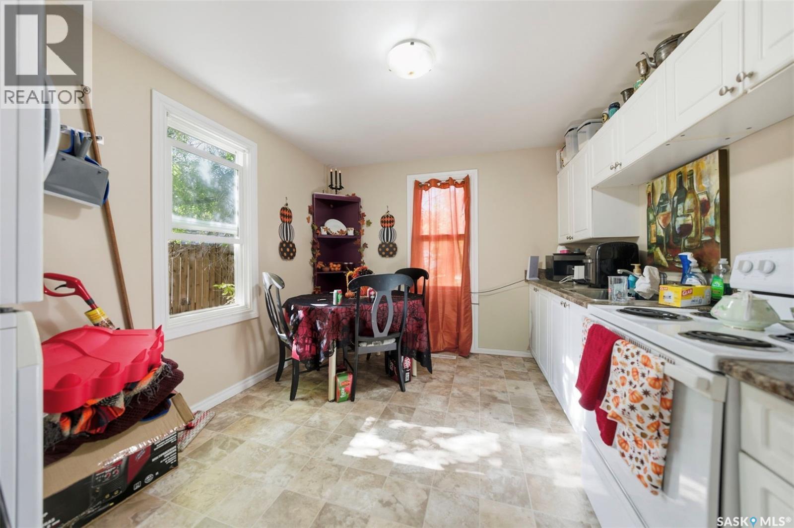 1121 108th Street, North Battleford, Saskatchewan  S9A 2B1 - Photo 5 - SK033375