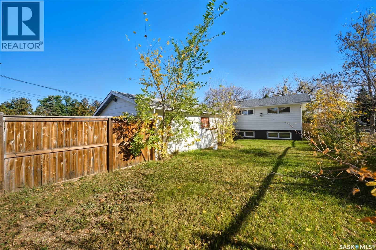 1051 109th Street, North Battleford, Saskatchewan  S9A 2E3 - Photo 32 - SK033373