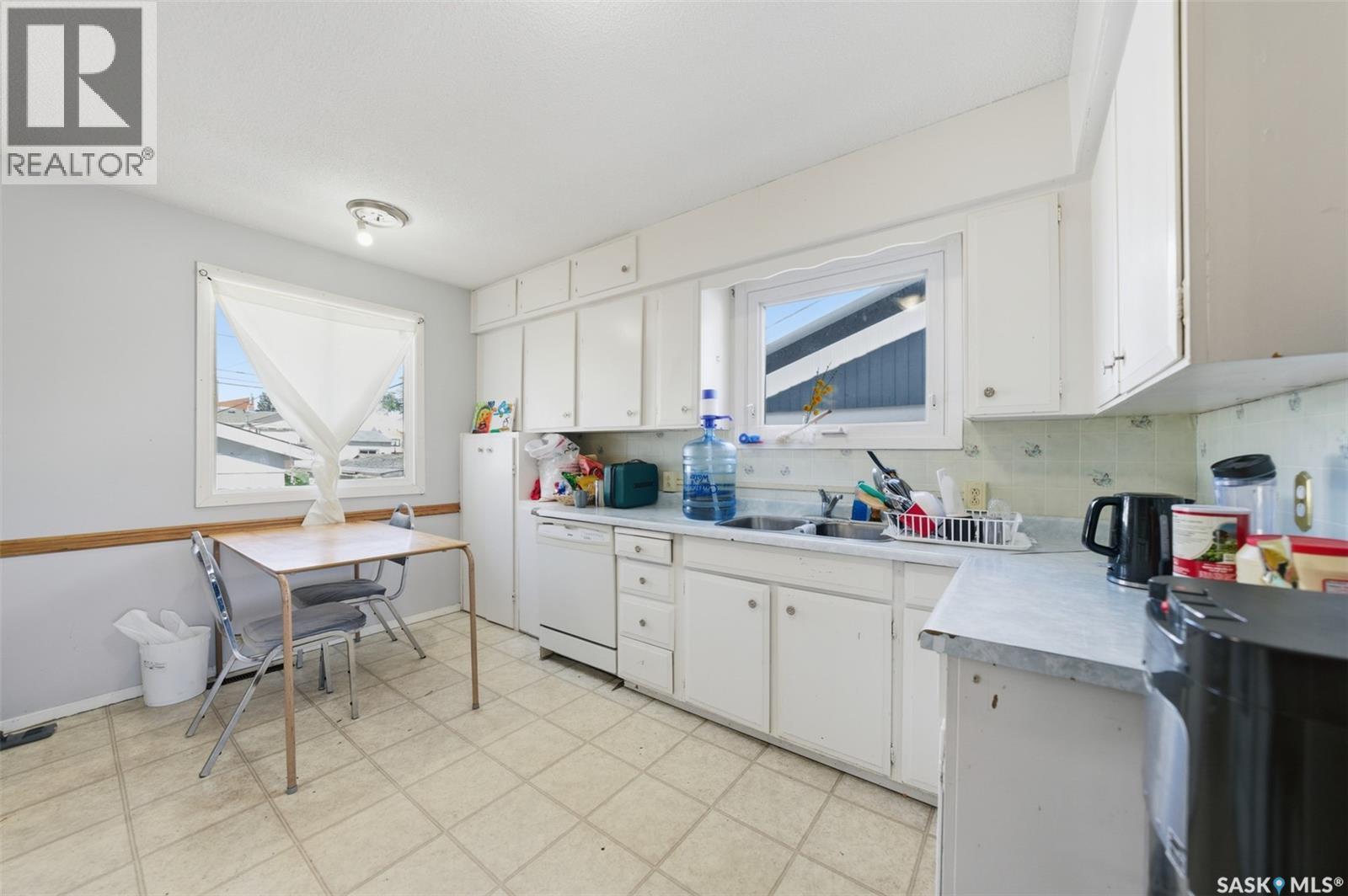 1051 109th Street, North Battleford, Saskatchewan  S9A 2E3 - Photo 7 - SK033373