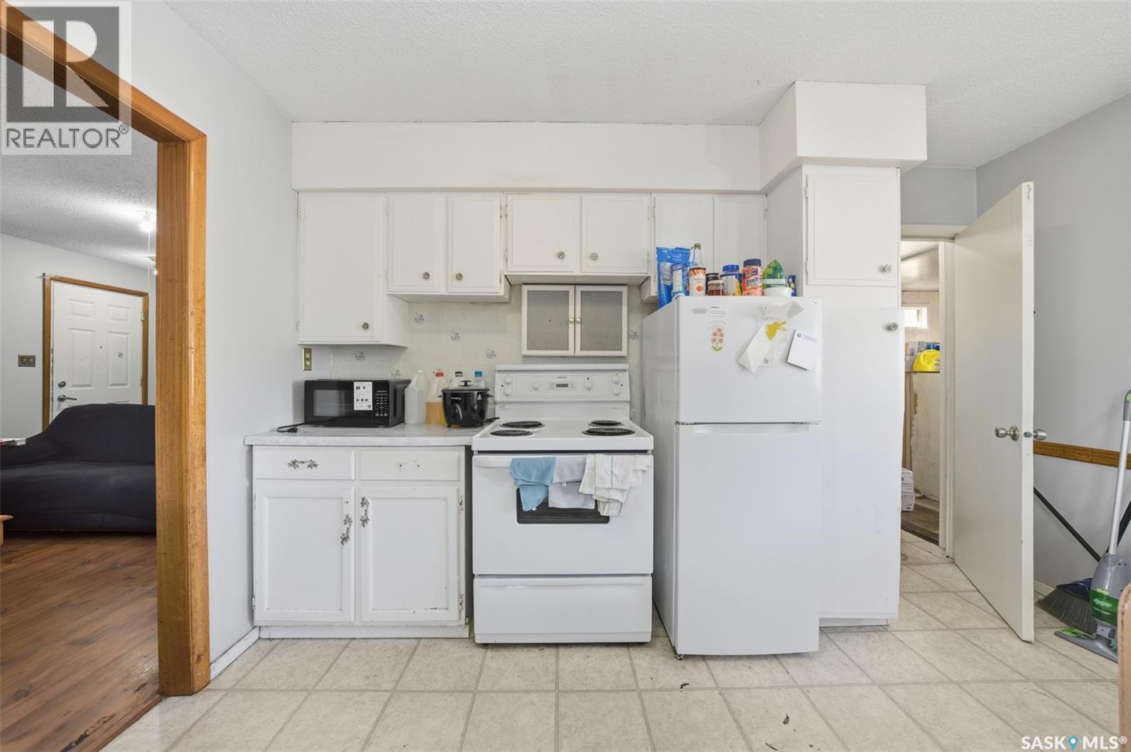 1051 109th Street, North Battleford, Saskatchewan  S9A 2E3 - Photo 8 - SK033373