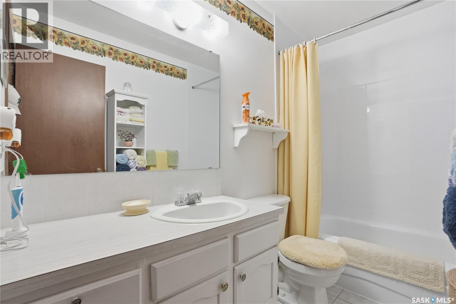 68 Deborah Crescent, Saskatoon, Saskatchewan  S7J 2W8 - Photo 21 - SK033370