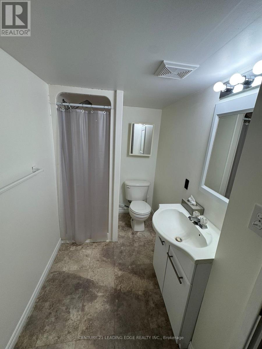 923 Redbird Crescent, Pickering, Ontario  L1V 5K8 - Photo 48 - E13010216