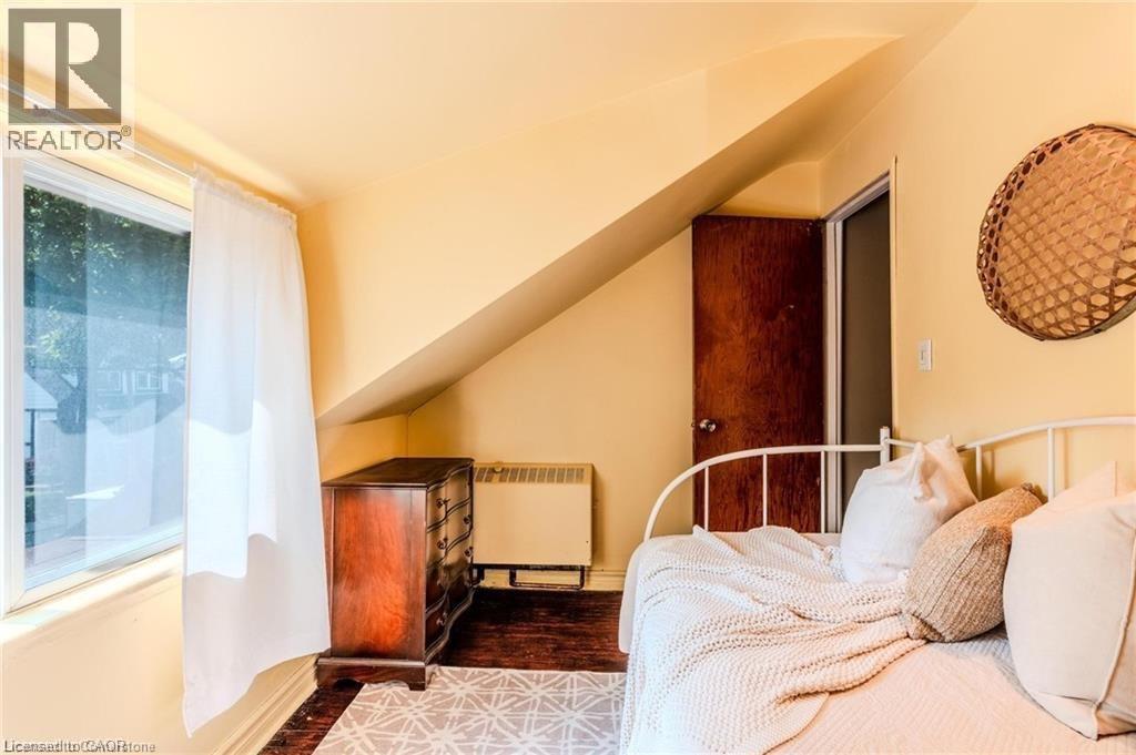 95 Paradise Road N, Hamilton, Ontario  L8S 3S9 - Photo 16 - 40771235