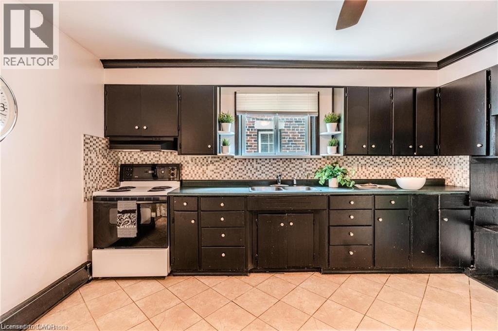 95 Paradise Road N, Hamilton, Ontario  L8S 3S9 - Photo 9 - 40771235