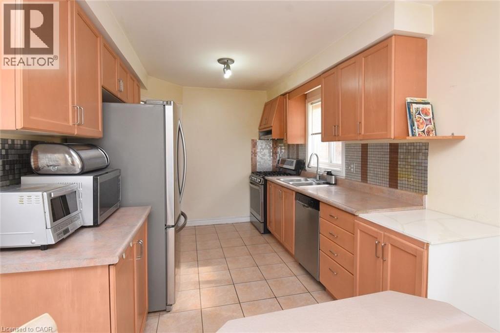 142 Hawkswood Trail, Hamilton, Ontario  L9B 2R5 - Photo 15 - 40812731