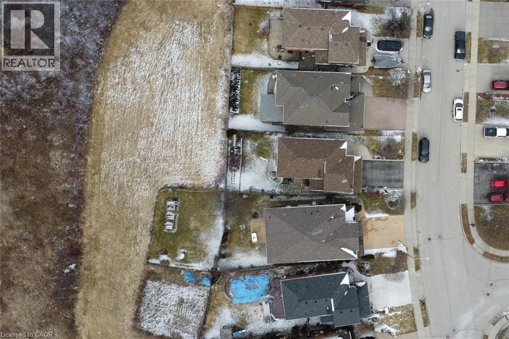 142 Hawkswood Trail, Hamilton, Ontario  L9B 2R5 - Photo 8 - 40812731