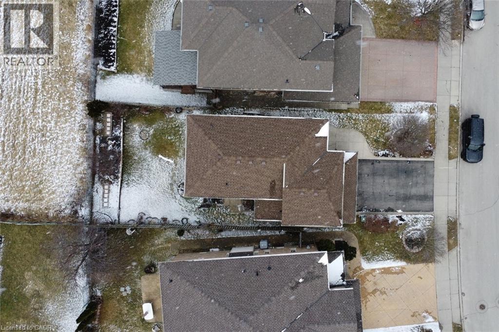 142 Hawkswood Trail, Hamilton, Ontario  L9B 2R5 - Photo 9 - 40812731