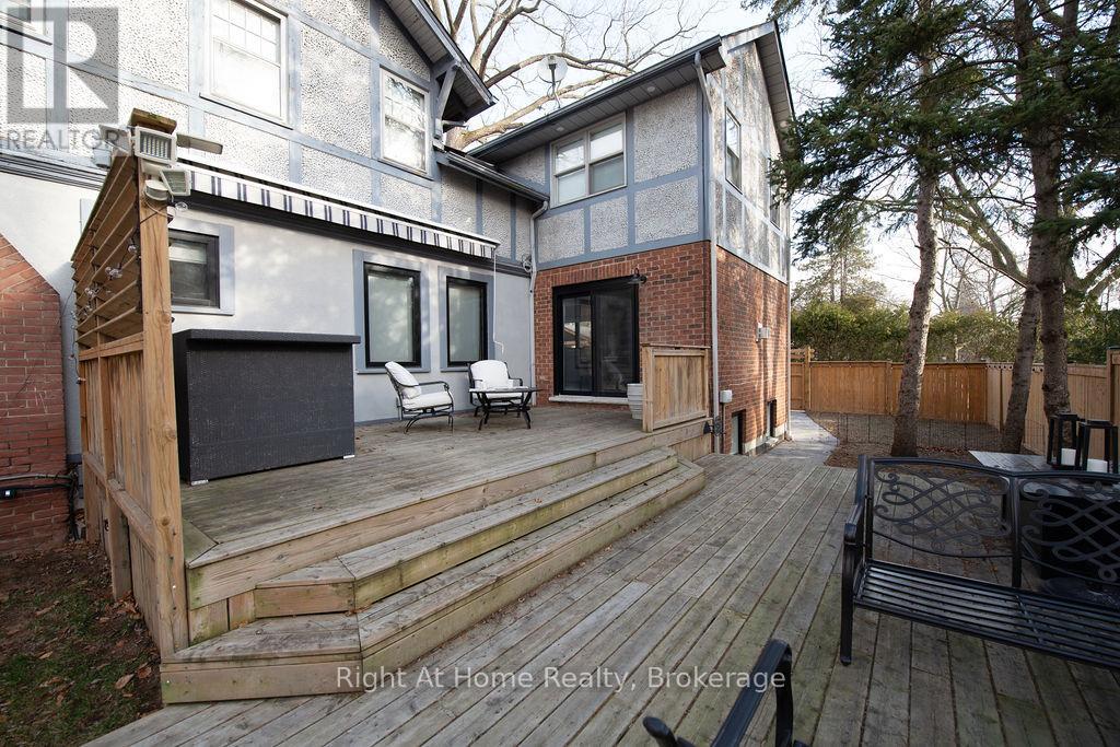 139 Allan Street, Oakville, Ontario  L6J 3N6 - Photo 34 - W12932152