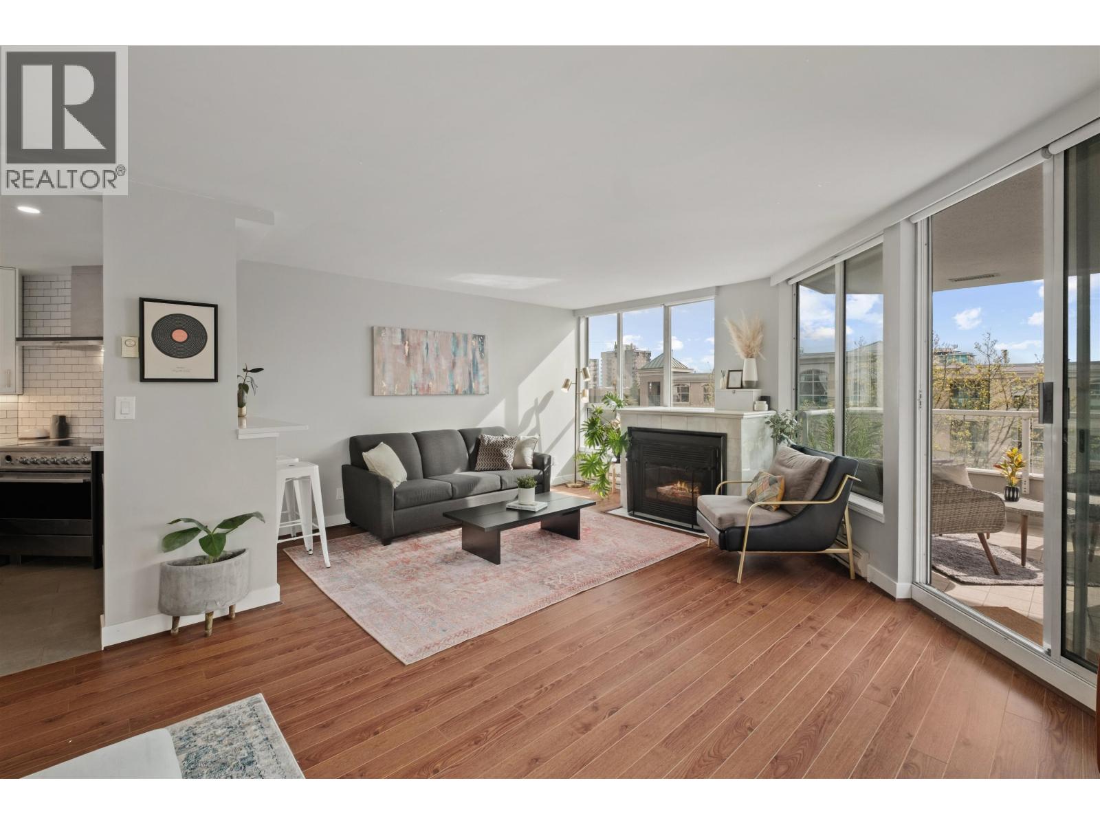 303 408 Lonsdale Avenue, North Vancouver, British Columbia  V7M 2G5 - Photo 17 - R3112467