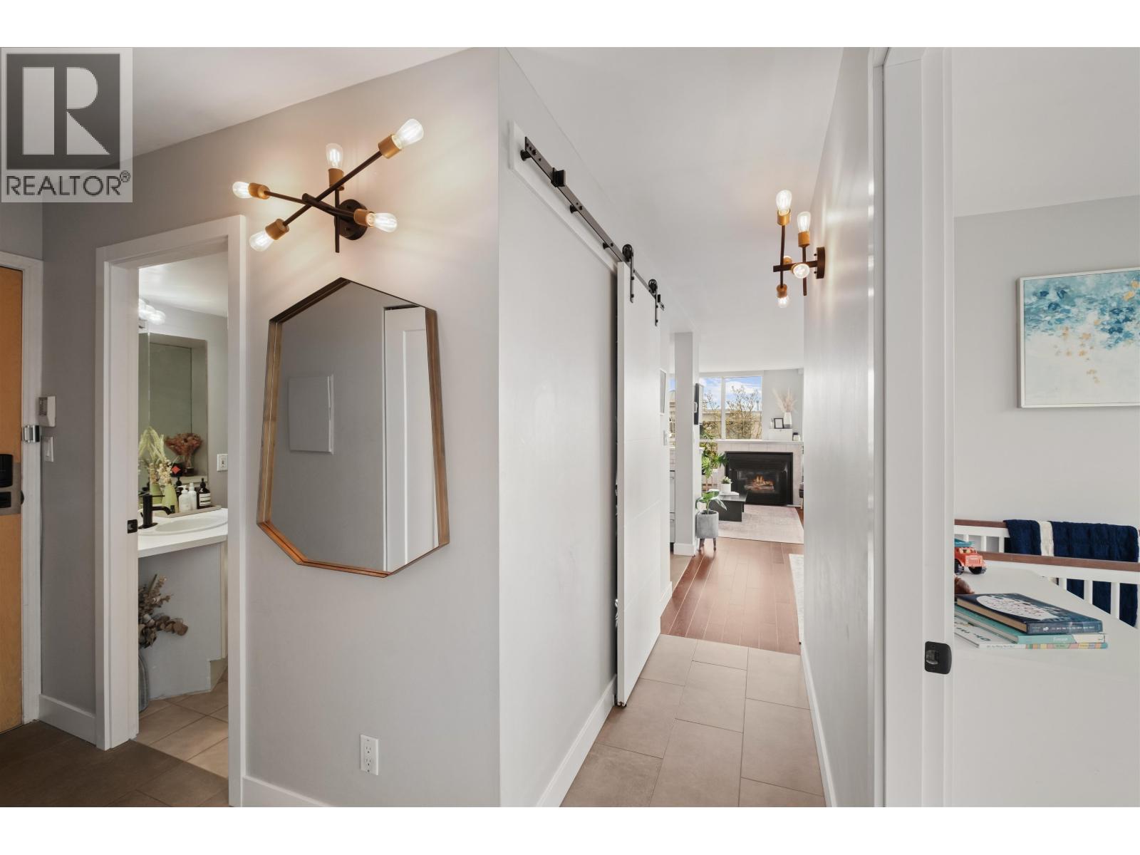 303 408 Lonsdale Avenue, North Vancouver, British Columbia  V7M 2G5 - Photo 25 - R3112467