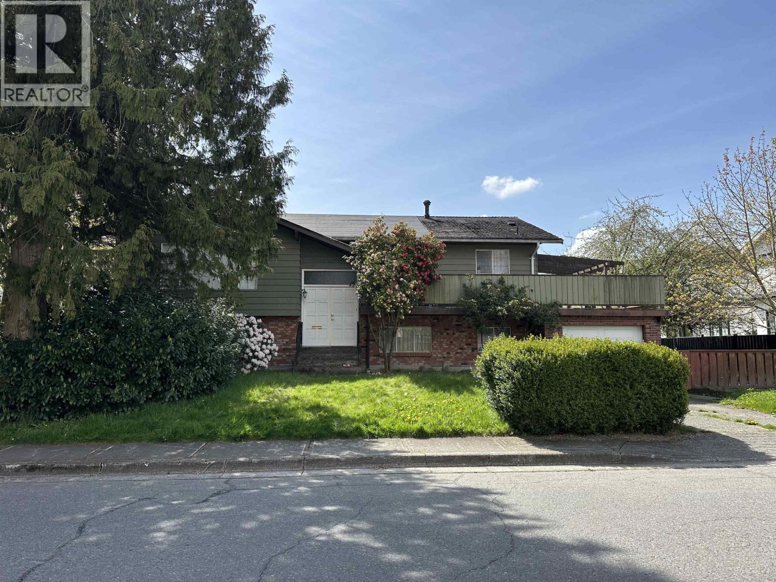 9040 Glenallan Gate, Richmond, British Columbia  V7A 1Z3 - Photo 32 - R3101404