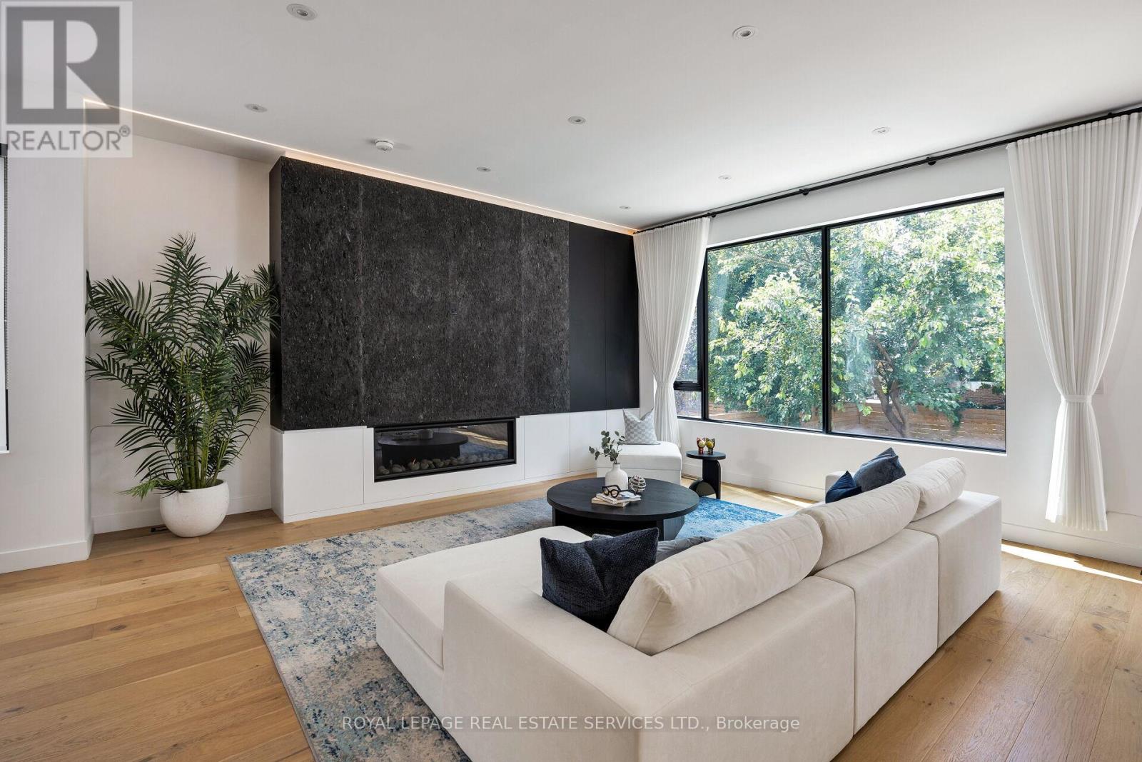 1405 Acton Crescent, Oakville, Ontario  L6J 2S6 - Photo 14 - W13017956