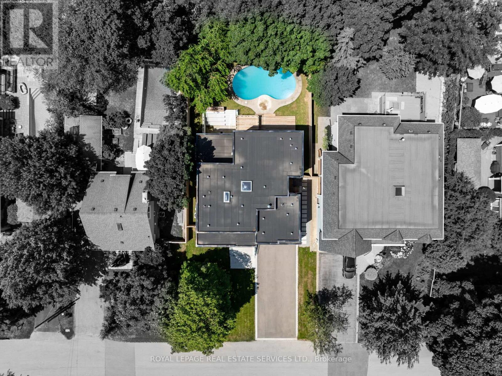 1405 Acton Crescent, Oakville, Ontario  L6J 2S6 - Photo 3 - W13017956