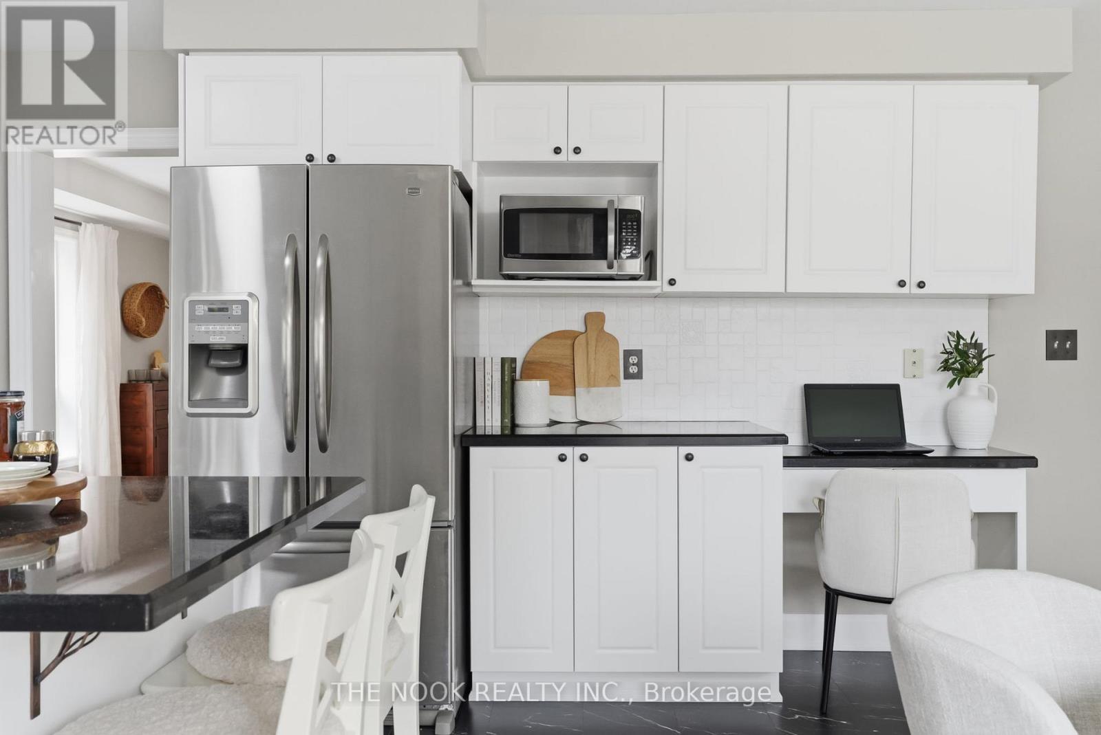 22 Selkirk Drive, Whitby, Ontario  L1M 2E6 - Photo 15 - E13018002