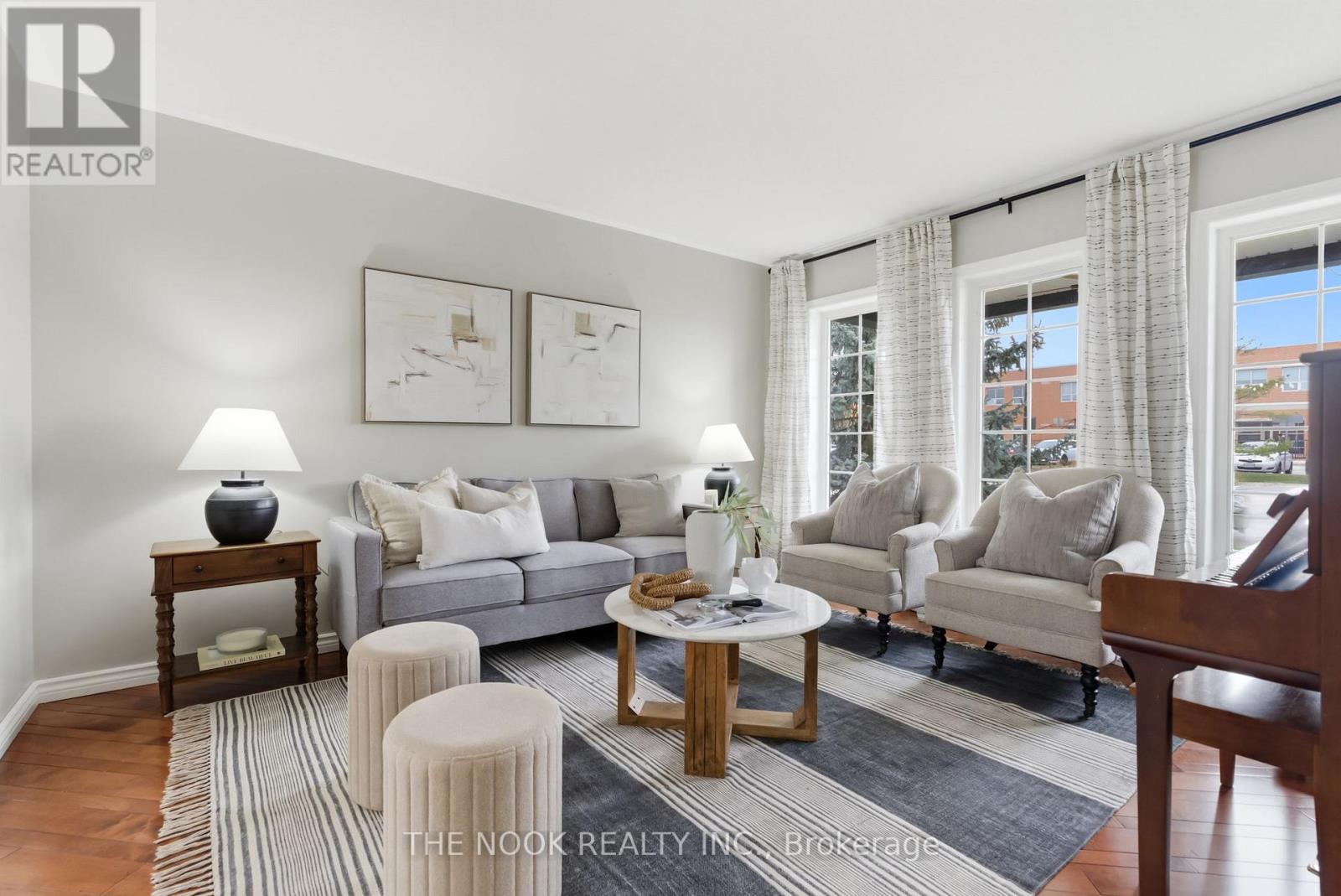 22 Selkirk Drive, Whitby, Ontario  L1M 2E6 - Photo 8 - E13018002