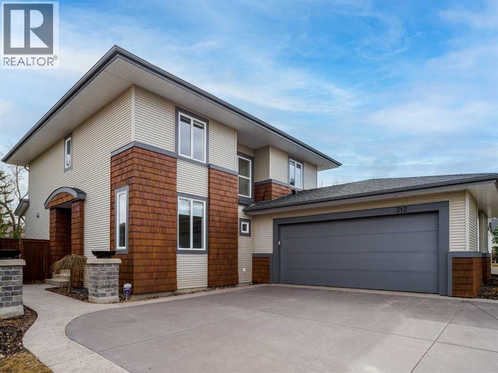 312 Harrison Court, Crossfield, Alberta  T0M 0S0 - Photo 3 - A2301966