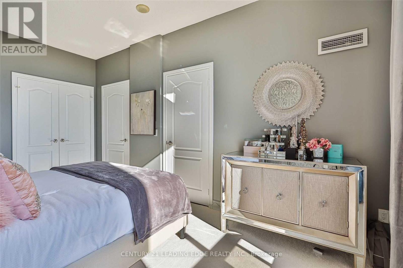 1208 - 1101 Leslie Street, Toronto, Ontario  M3C 4G3 - Photo 13 - C13017978