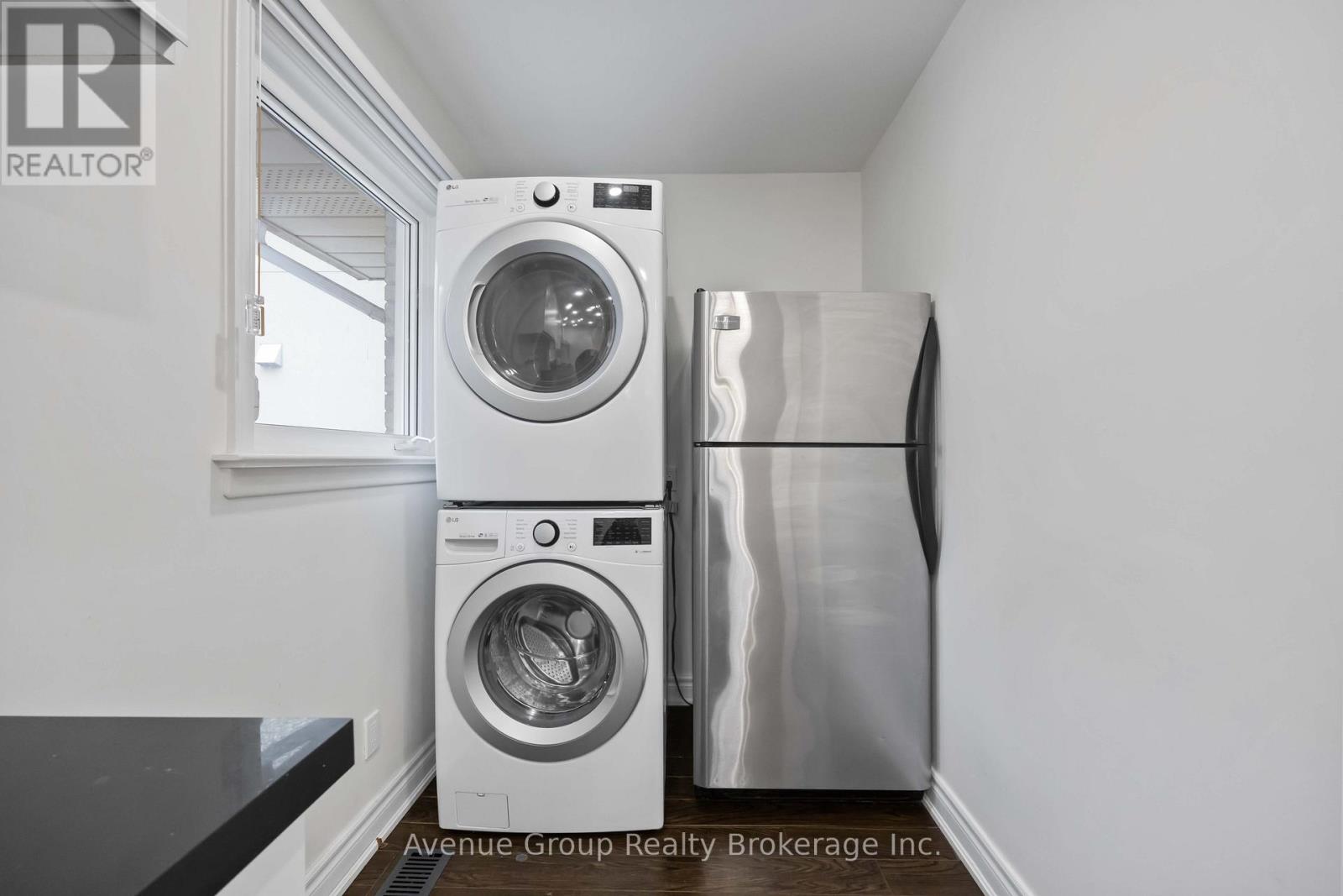 190 Northwood Drive, Toronto, Ontario  M2M 2K4 - Photo 14 - C13018012