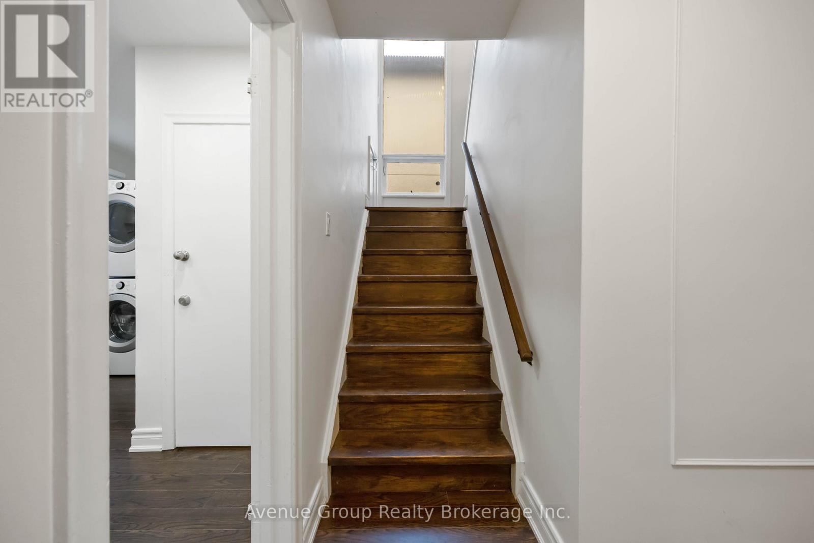 190 Northwood Drive, Toronto, Ontario  M2M 2K4 - Photo 16 - C13018012