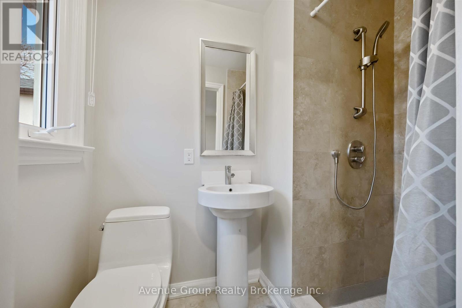 190 Northwood Drive, Toronto, Ontario  M2M 2K4 - Photo 27 - C13018012