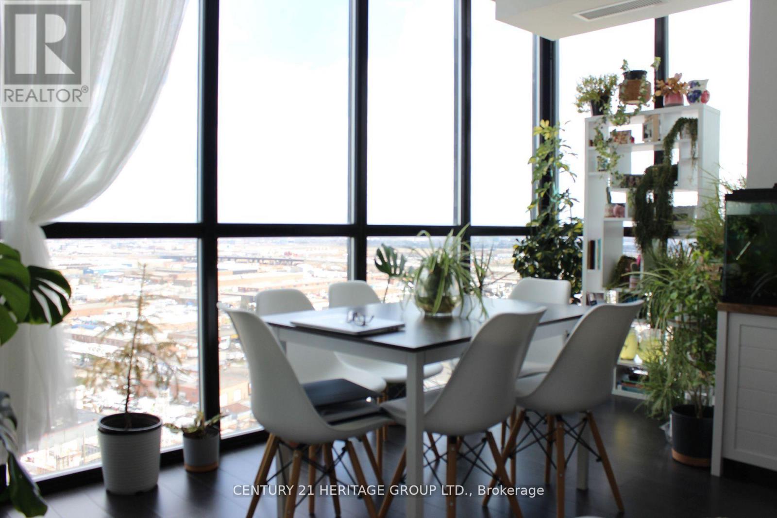 2202 - 2910 HIGHWAY 7 ROAD W, Vaughan, Ontario