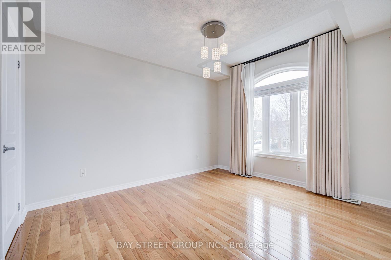 48 Cozens Drive, Richmond Hill, Ontario  L4E 4W6 - Photo 25 - N13018000