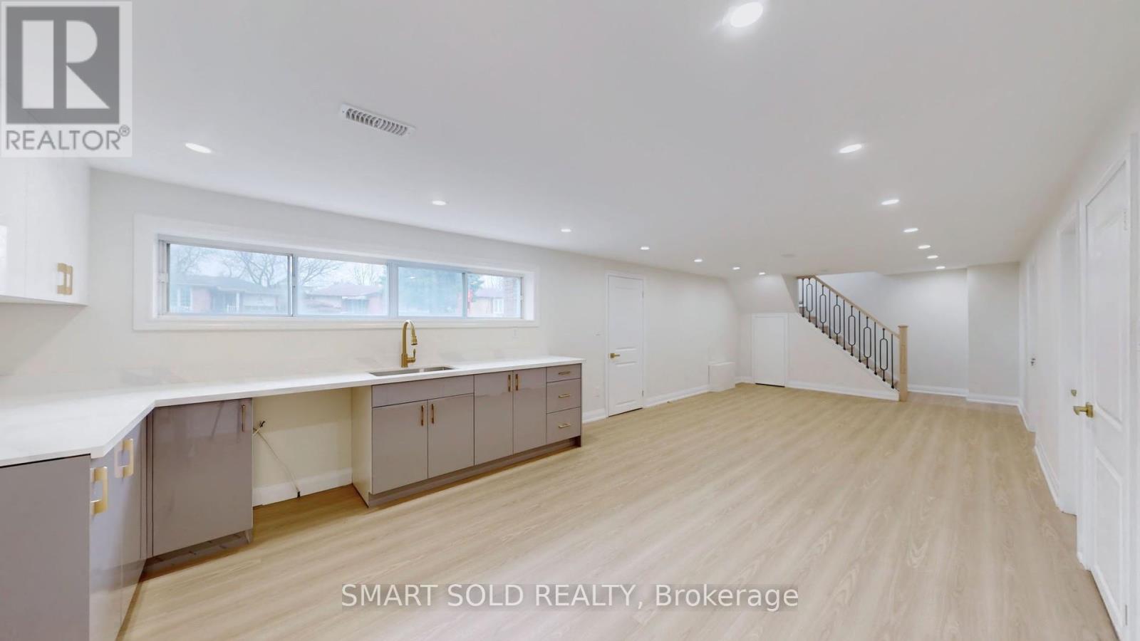 439 Fernleigh Circle N, Richmond Hill, Ontario  L4C 1E5 - Photo 27 - N13018006