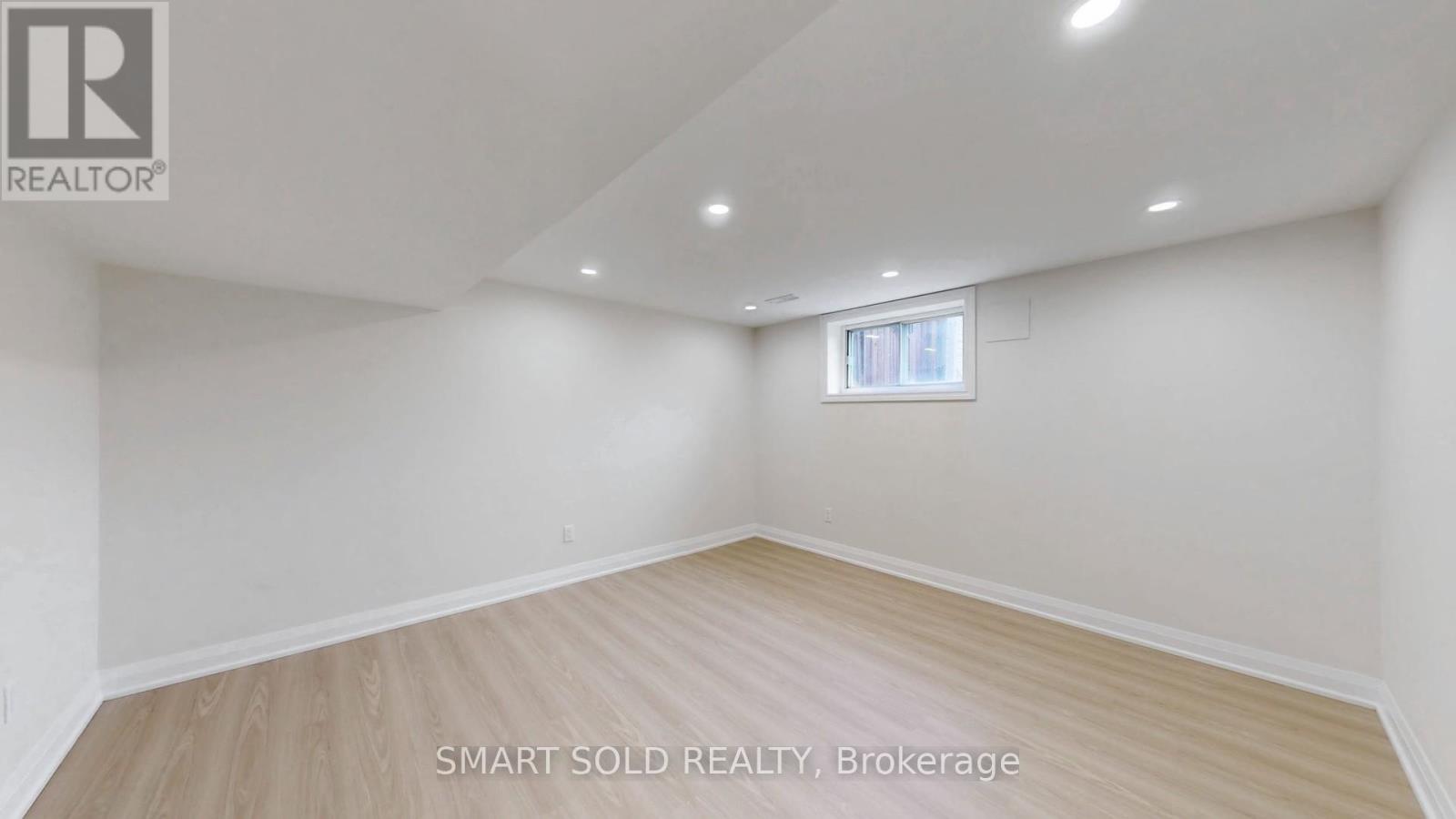 439 Fernleigh Circle N, Richmond Hill, Ontario  L4C 1E5 - Photo 34 - N13018006