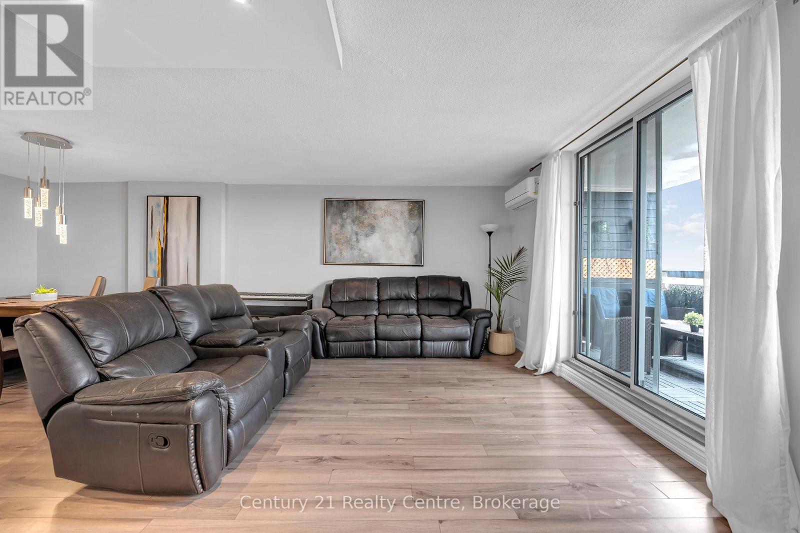 509 - 1 Royal Orchard Boulevard, Markham, Ontario  L3T 3C2 - Photo 7 - N13018008