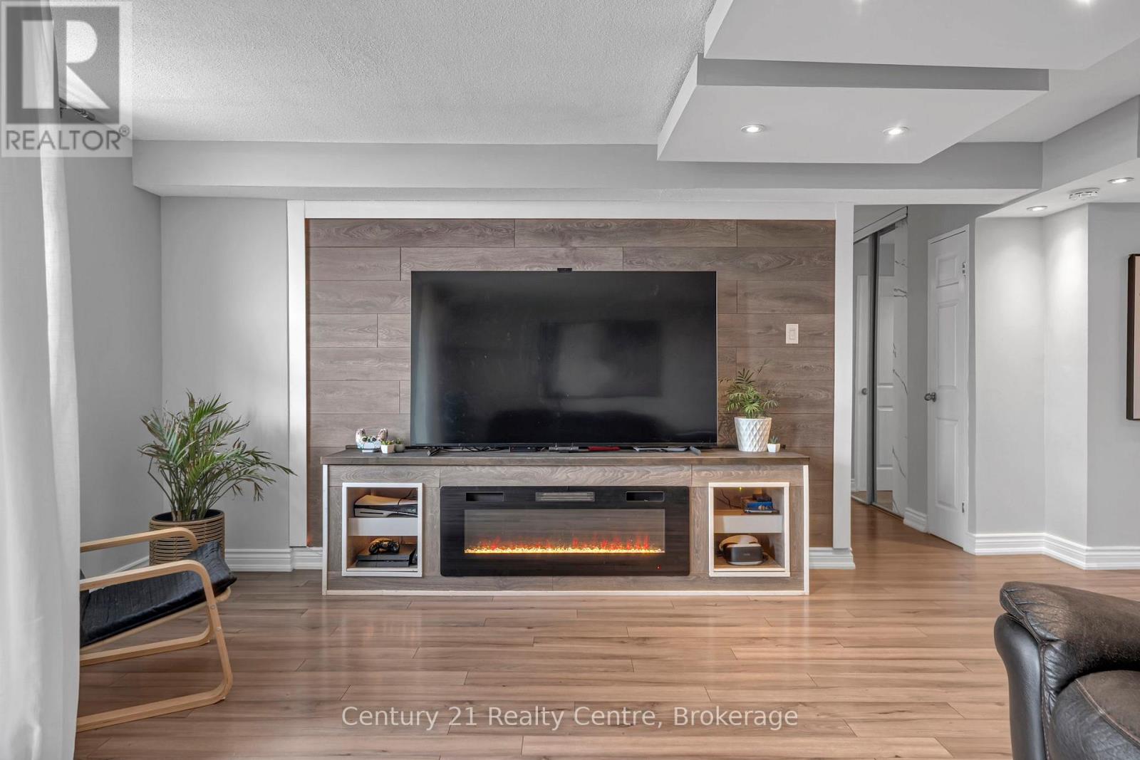 509 - 1 Royal Orchard Boulevard, Markham, Ontario  L3T 3C2 - Photo 9 - N13018008