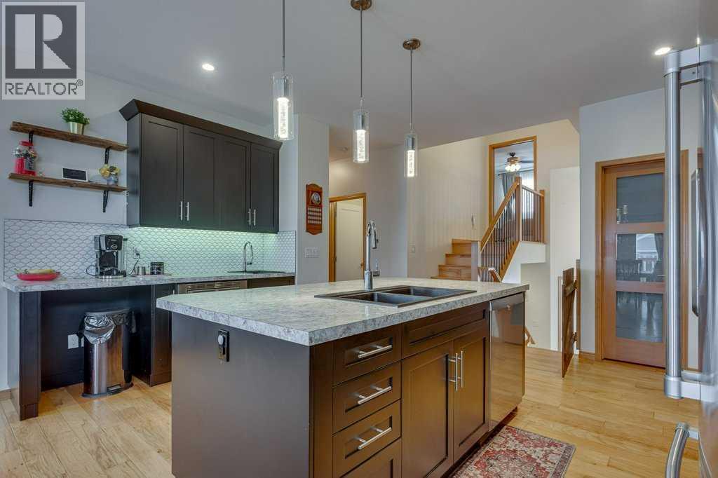 56 Napoleon Meadows Way, Innisfail, Alberta  T4G 1X2 - Photo 8 - A2287173