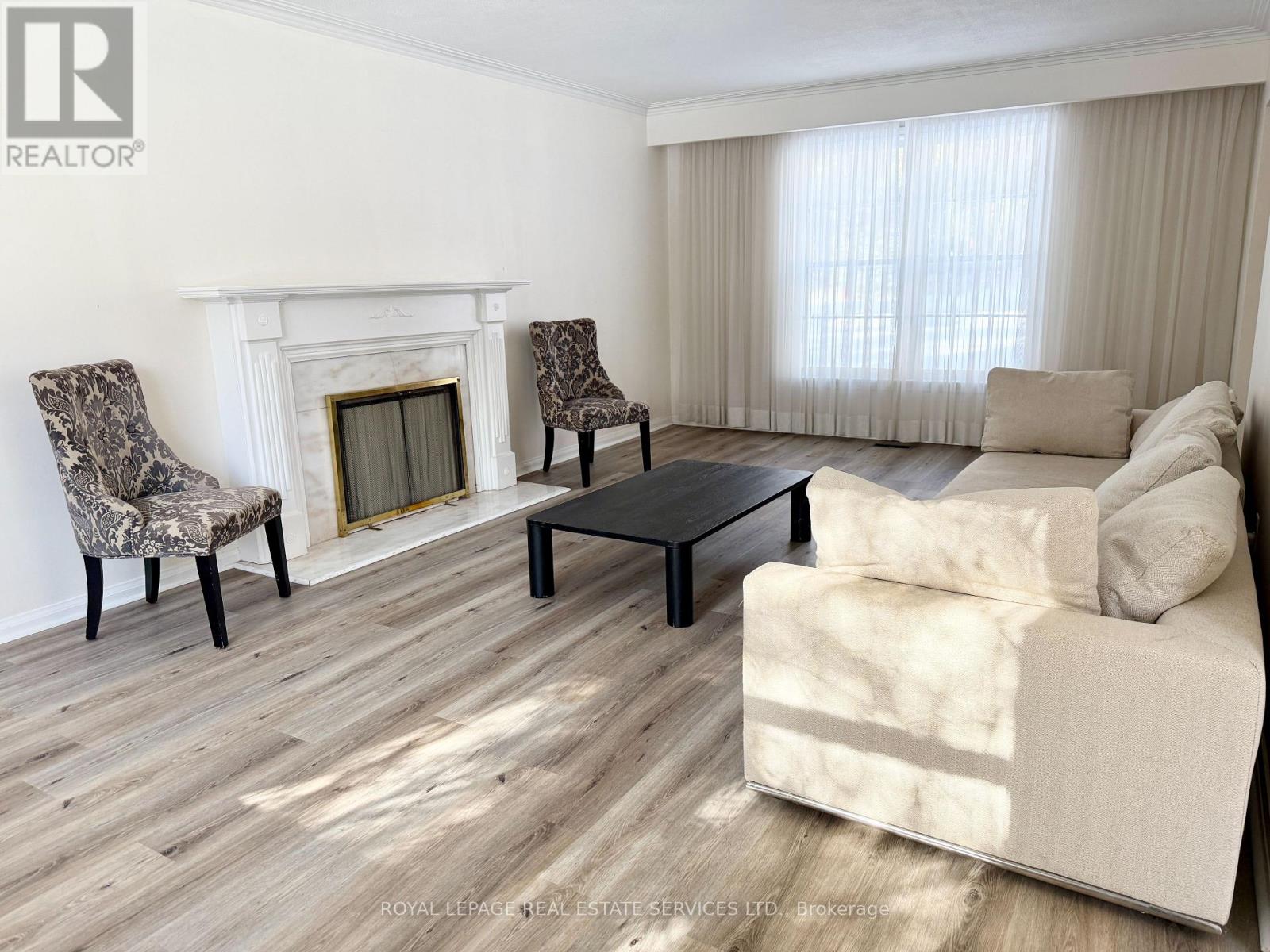 1268 Cleaver Drive, Oakville, Ontario  L6J 1W3 - Photo 3 - W13017960