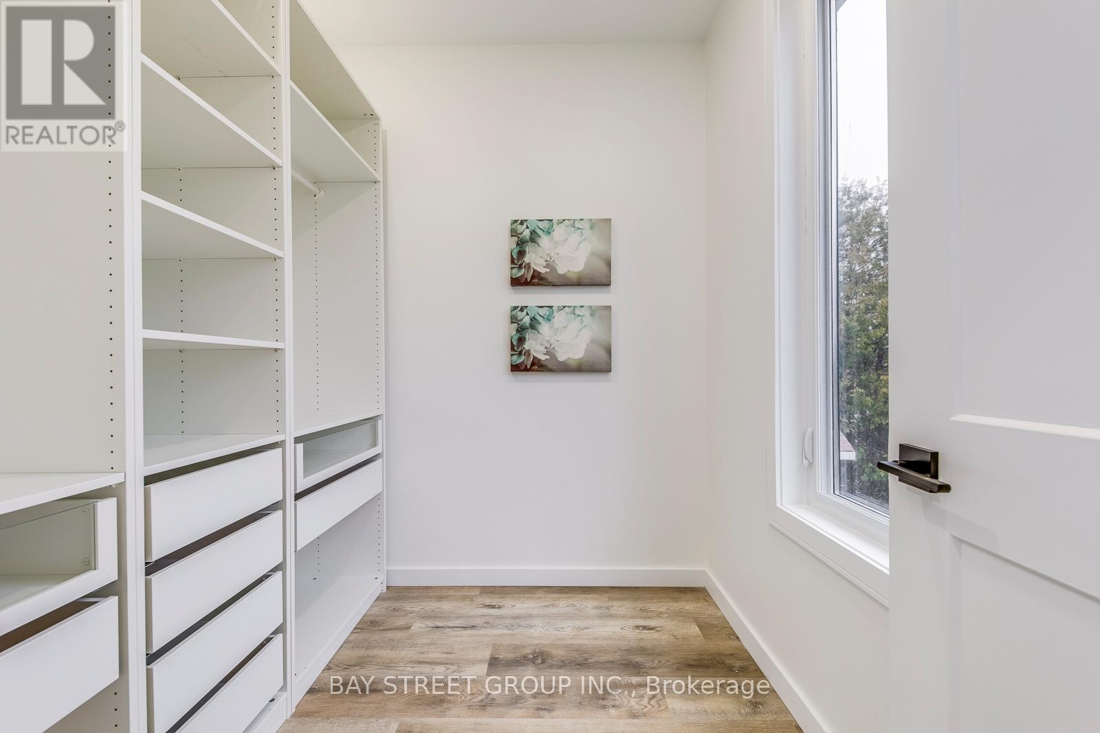 20 Rochdale Avenue, Toronto, Ontario  M6E 1X2 - Photo 27 - W13017964