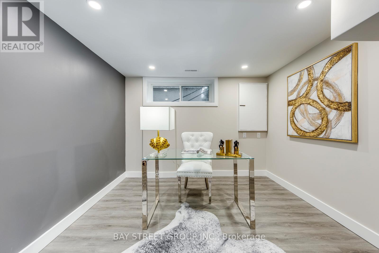 20 Rochdale Avenue, Toronto, Ontario  M6E 1X2 - Photo 38 - W13017964