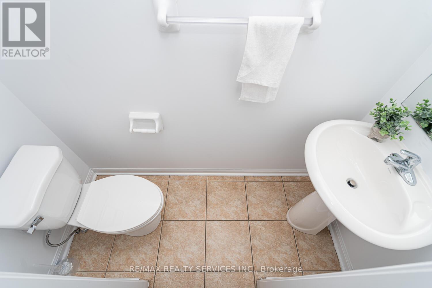 67 Decker Hollow Circle, Brampton, Ontario  L6X 0L5 - Photo 24 - W13017992