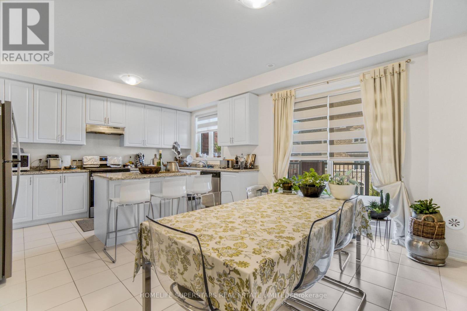 3018 Eighth Line, Oakville, Ontario  L6H 7H5 - Photo 12 - W13018010