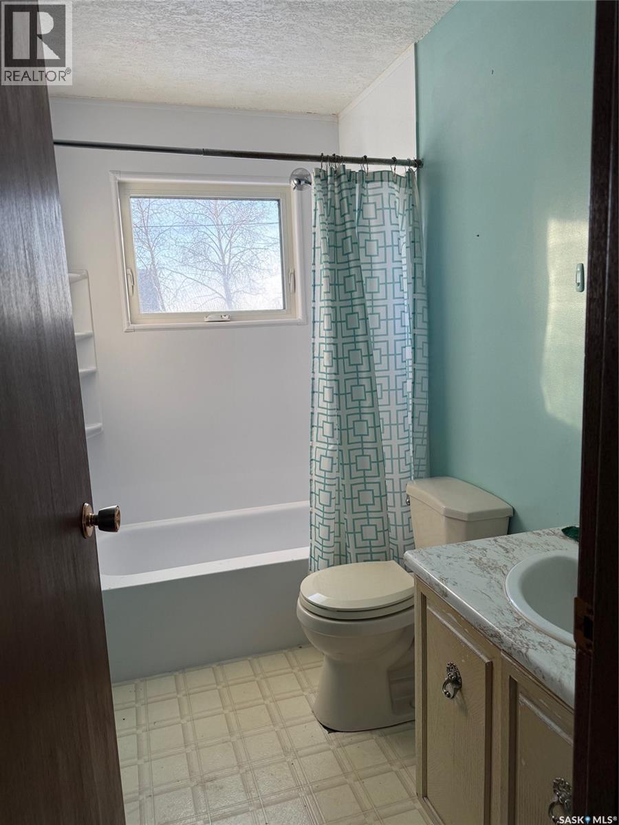 51 Shelley Drive, Southey, Saskatchewan  S0G 4P0 - Photo 17 - SK033335