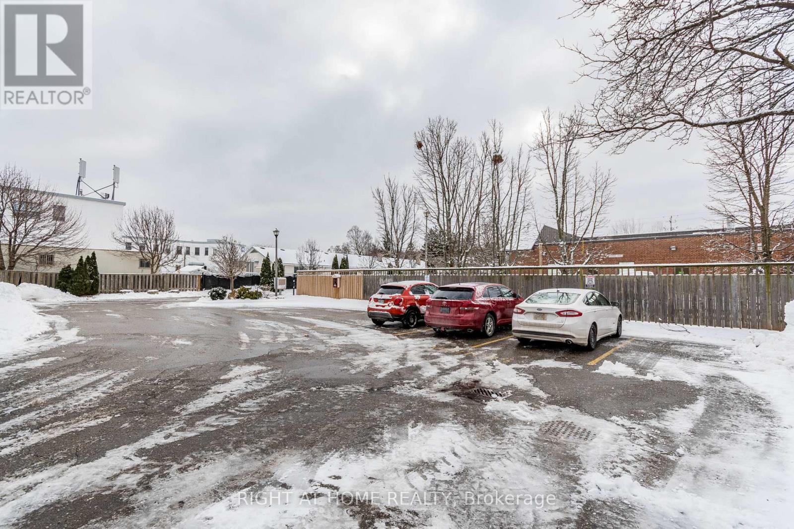 7 - 165 Main Street E, Grimsby, Ontario  L3M 1P2 - Photo 31 - X13018004