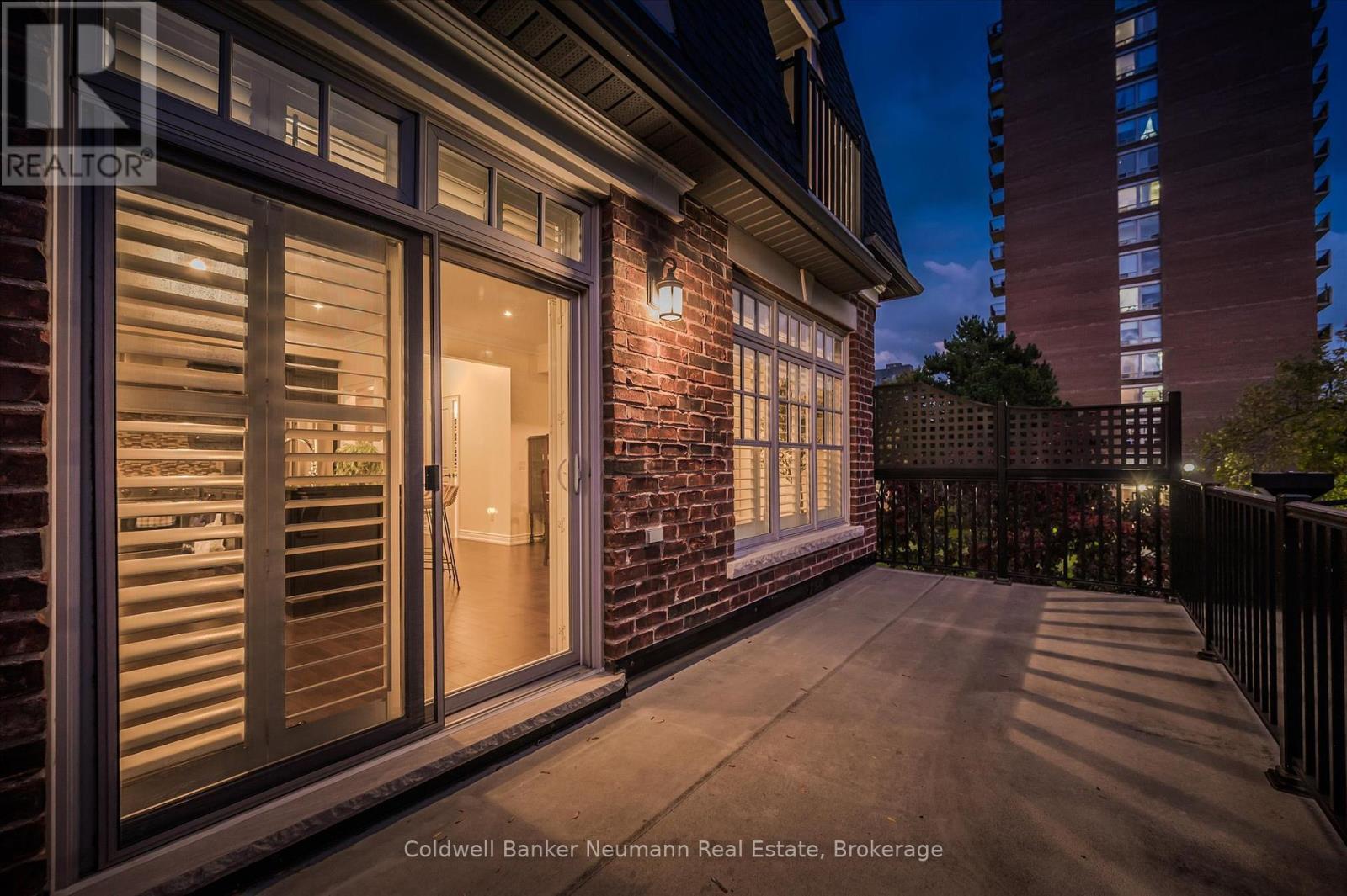 10 - 2061 Maria Street, Burlington, Ontario  L7R 0B5 - Photo 38 - W13018032