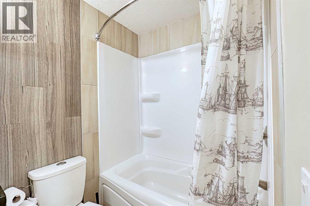 72 Sage Meadows Circle NW, Calgary, Alberta  T3P 0G4 - Photo 44 - A2288749