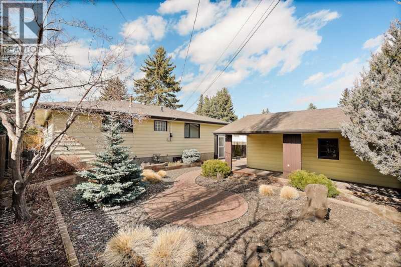 5811 Londonderry Crescent Sw, Calgary, Alberta  T3E 5X7 - Photo 2 - A2302818