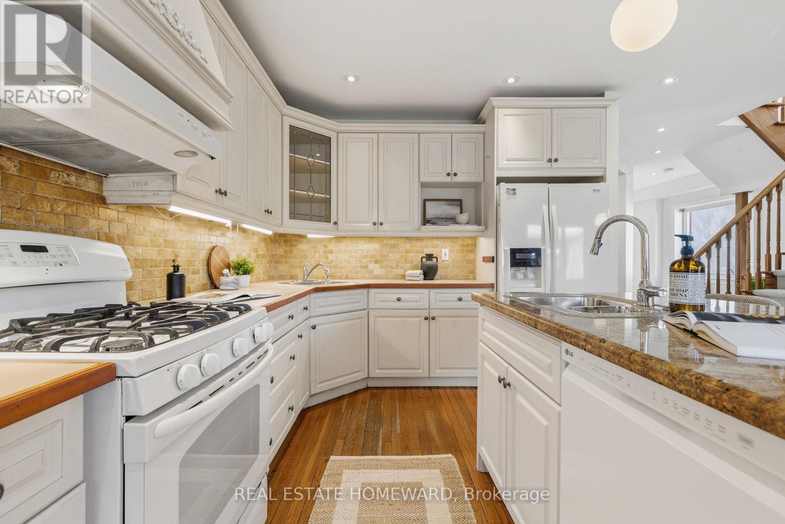 57 Fallingbrook Road, Toronto, Ontario  M1N 2T5 - Photo 15 - E13018026