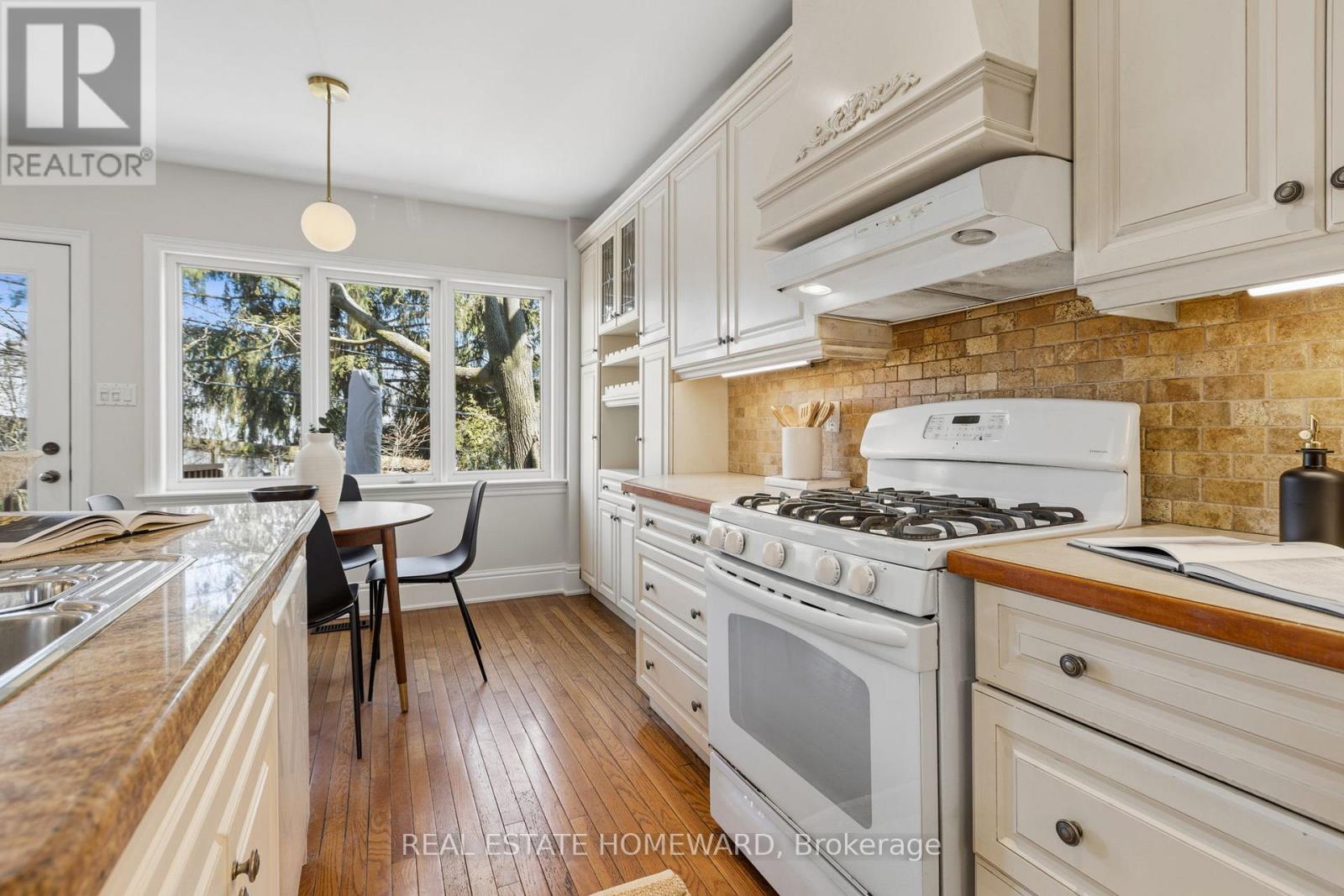 57 Fallingbrook Road, Toronto, Ontario  M1N 2T5 - Photo 16 - E13018026