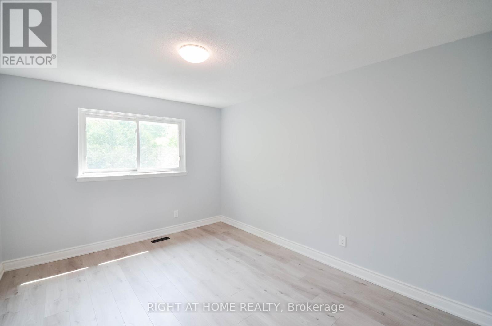 64 - 30 Chichester Place, Toronto, Ontario  M1T 3S5 - Photo 8 - E13018034